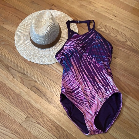 Carmen Marc Valvo "Rain Forest" one-piece swimsuit in printed microfiber. - Picture 2 of 7